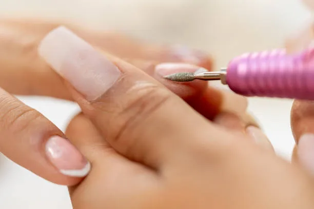 Remocion de material de otra manicura o final