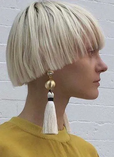 PELUQUERÍA  >> Corte de precisión