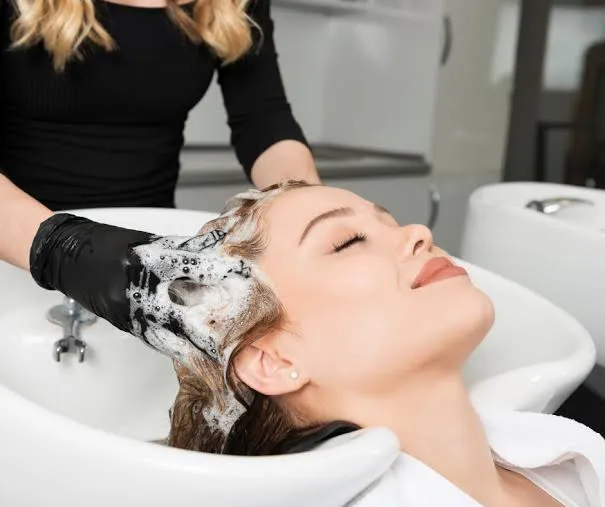 PELUQUERIA  >> Spa capilar + corte